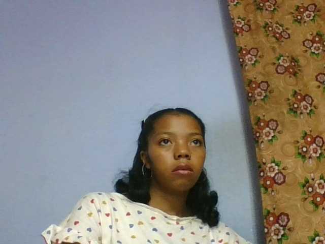 rosah1a live cam on BongaCams