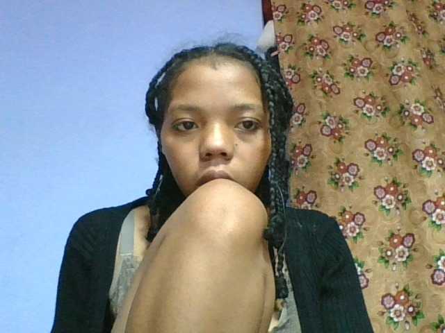 rosah1a live cam on BongaCams