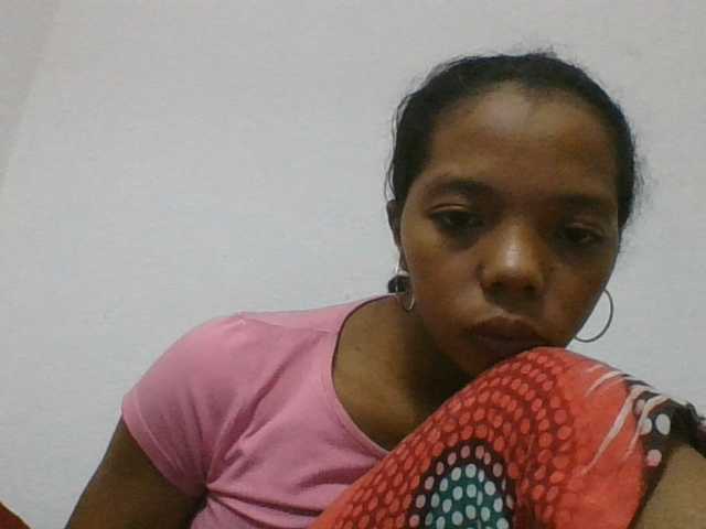 rosah1a live cam on BongaCams