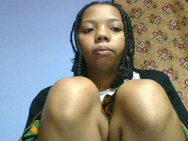 rosah1a live cam on BongaCams