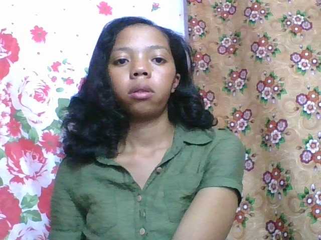 rosah1a live cam on BongaCams