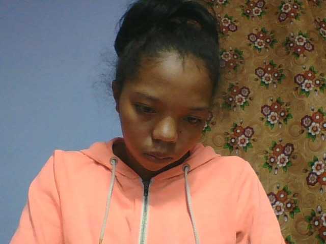 rosah1a live cam on BongaCams