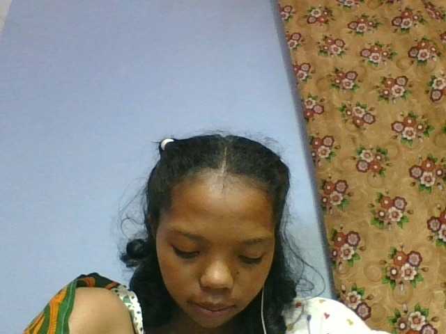 rosah1a live cam on BongaCams