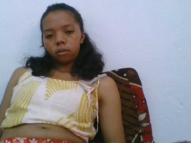 rosah1a live cam on BongaCams