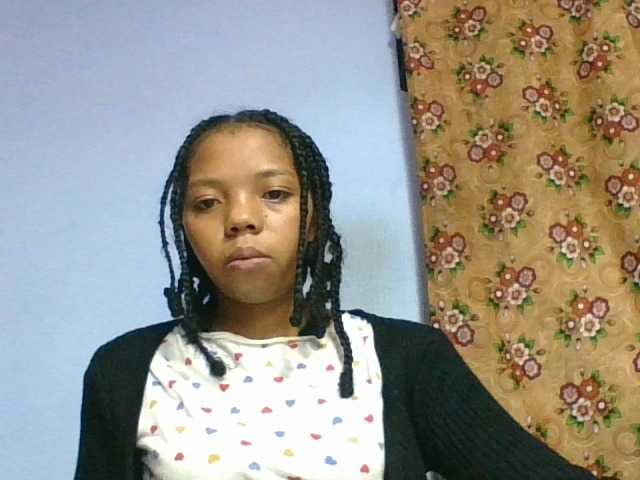 rosah1a live cam on BongaCams