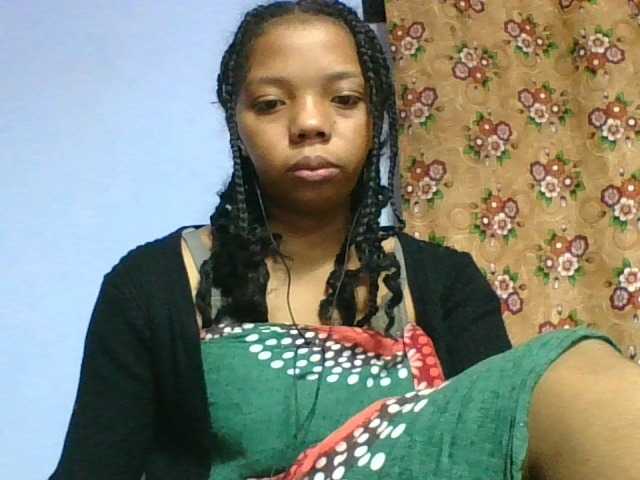 rosah1a live cam on BongaCams