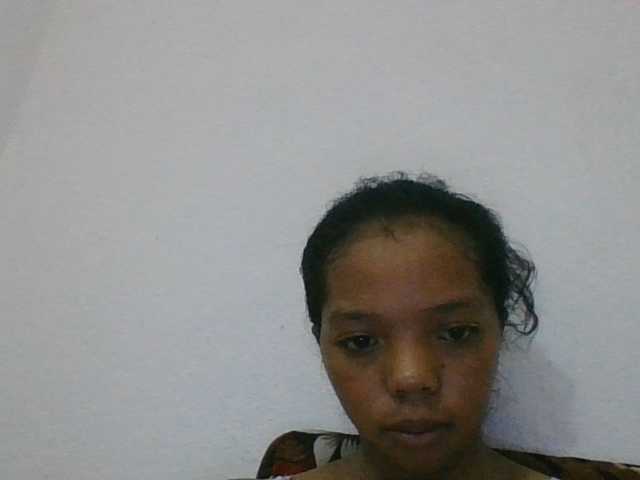 rosah1a live cam on BongaCams