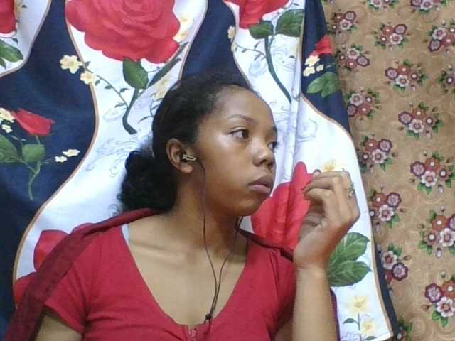rosah1a live cam on BongaCams