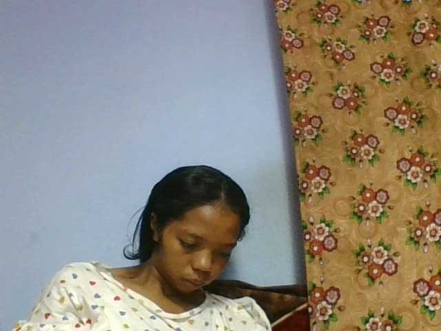 rosah1a live cam on BongaCams