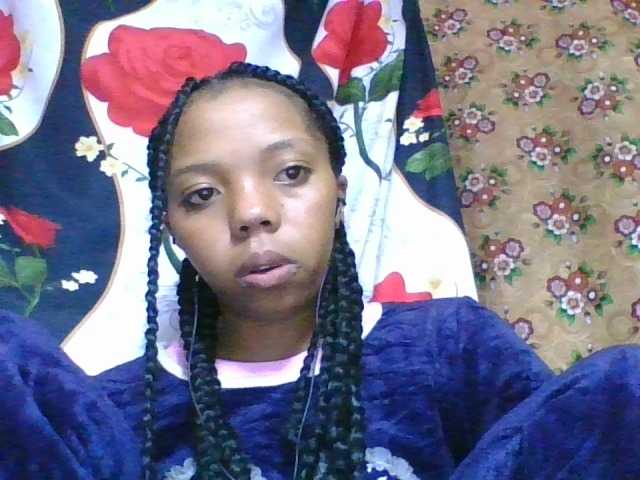 rosah1a live cam on BongaCams