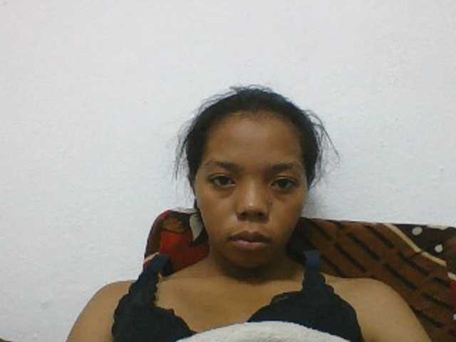 rosah1a live cam on BongaCams