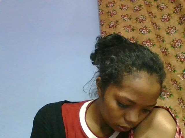 rosah1a live cam on BongaCams