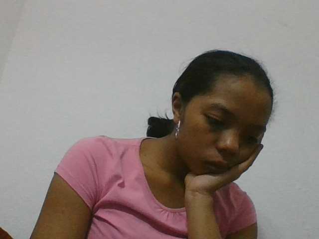 rosah1a live cam on BongaCams