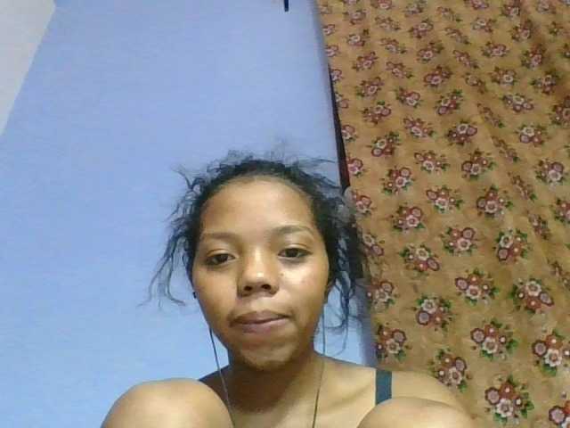 rosah1a live cam on BongaCams