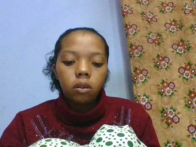 rosah1a live cam on BongaCams