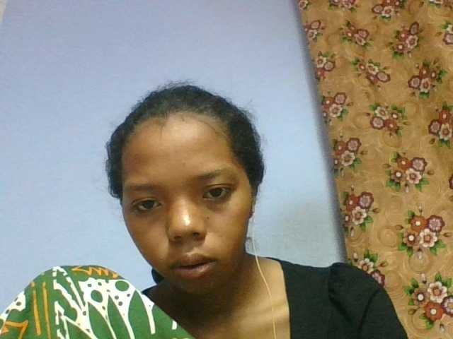 rosah1a live cam on BongaCams