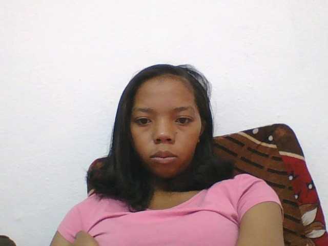 rosah1a live cam on BongaCams