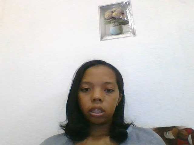 rosah1a live cam on BongaCams