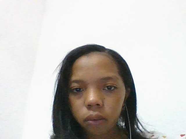 rosah1a live cam on BongaCams
