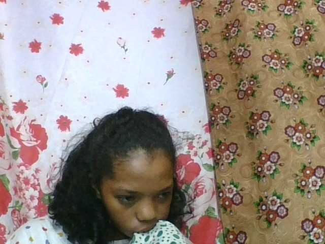 rosah1a live cam on BongaCams
