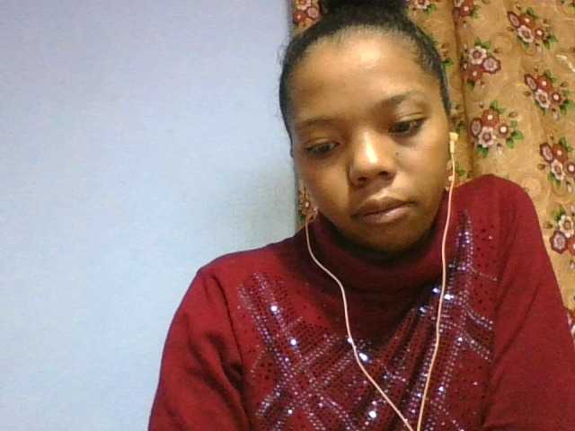 rosah1a live cam on BongaCams