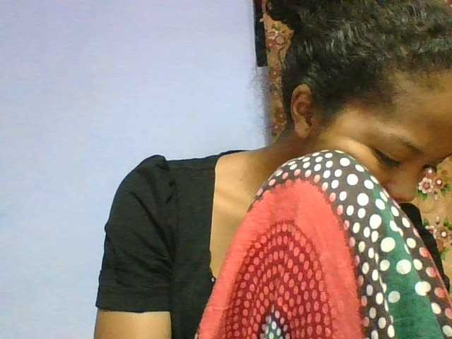 rosah1a live cam on BongaCams