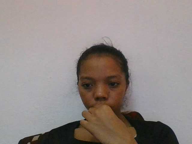 rosah1a live cam on BongaCams