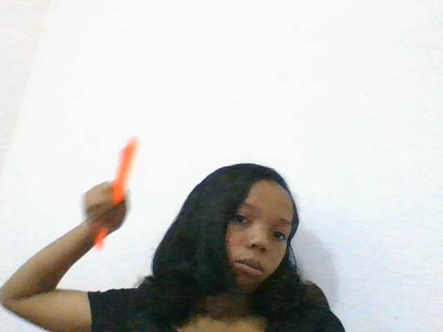 rosah1a live cam on BongaCams