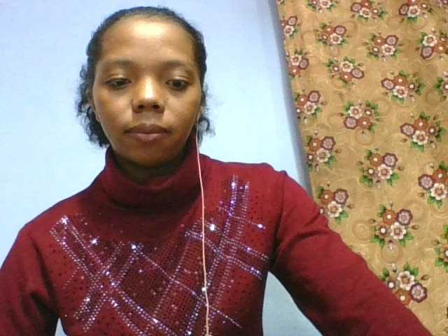rosah1a live cam on BongaCams
