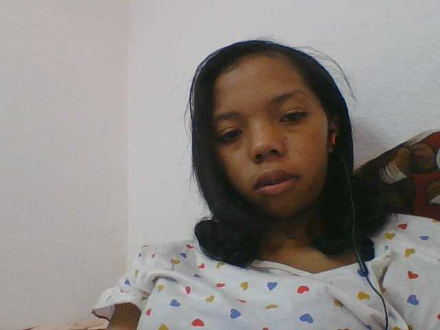 rosah1a live cam on BongaCams
