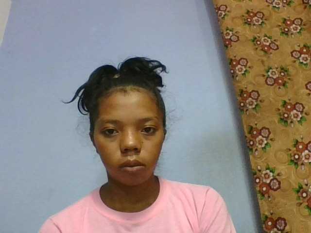 rosah1a live cam on BongaCams
