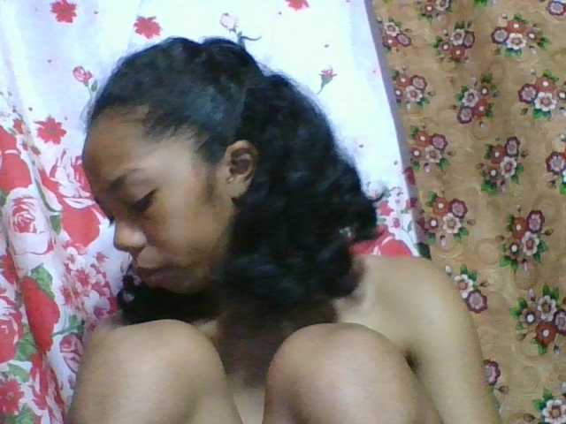 rosah1a live cam on BongaCams