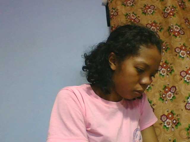 rosah1a live cam on BongaCams