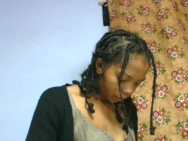 rosah1a live cam on BongaCams
