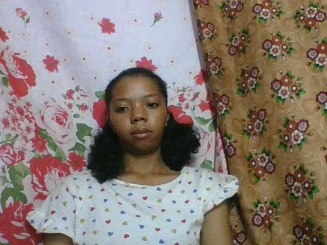 rosah1a live cam on BongaCams