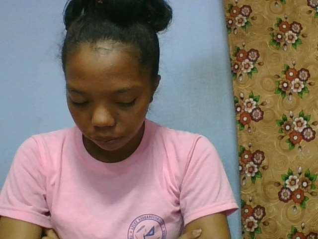rosah1a live cam on BongaCams