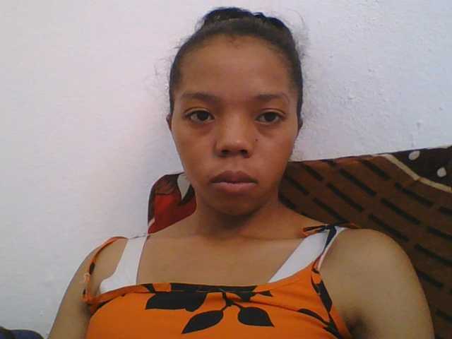 rosah1a live cam on BongaCams