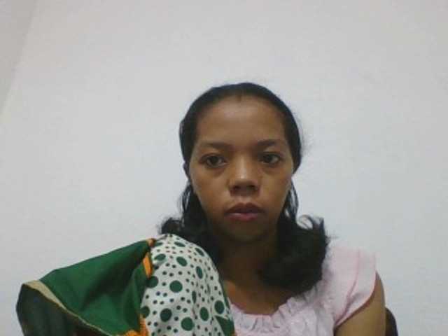 rosah1a live cam on BongaCams
