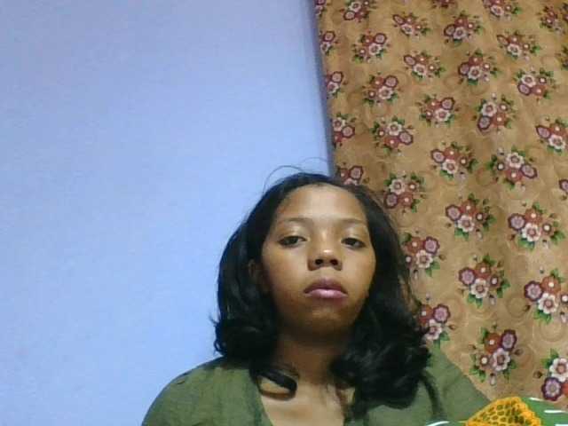 rosah1a live cam on BongaCams