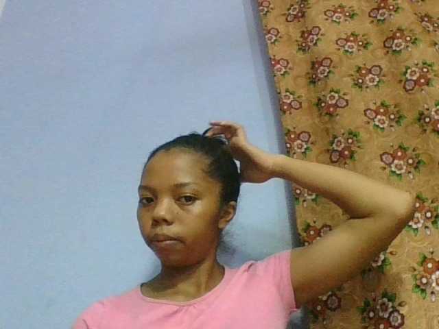 rosah1a live cam on BongaCams