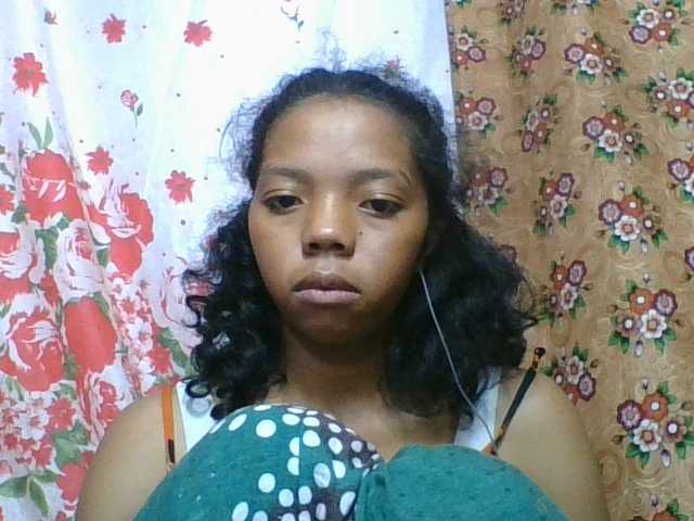 rosah1a live cam on BongaCams