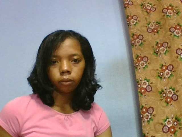 rosah1a live cam on BongaCams