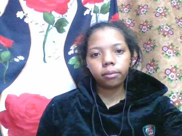 rosah1a live cam on BongaCams