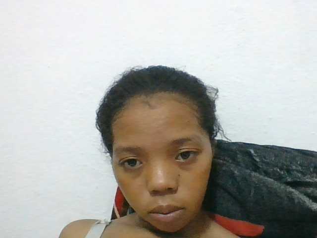 rosah1a live cam on BongaCams