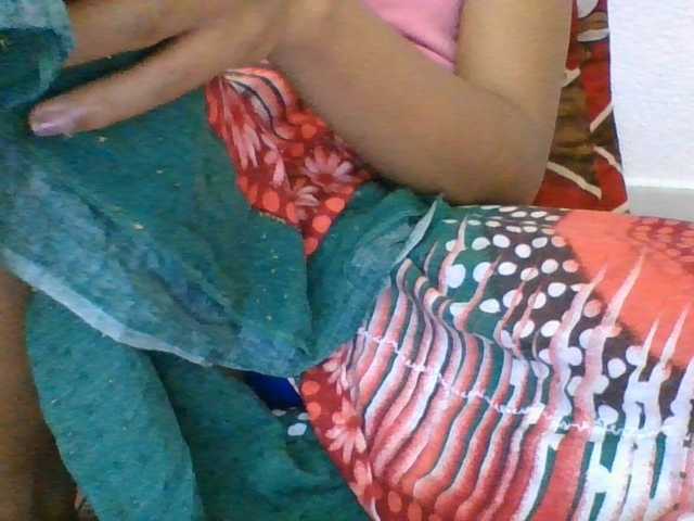 rosah1a live cam on BongaCams