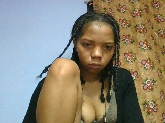 rosah1a live cam on BongaCams