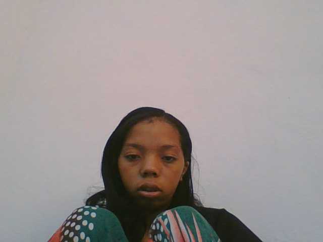 rosah1a live cam on BongaCams