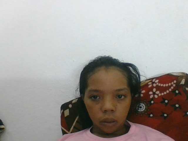 rosah1a live cam on BongaCams