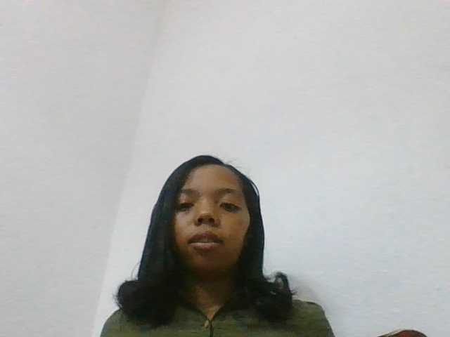 rosah1a live cam on BongaCams