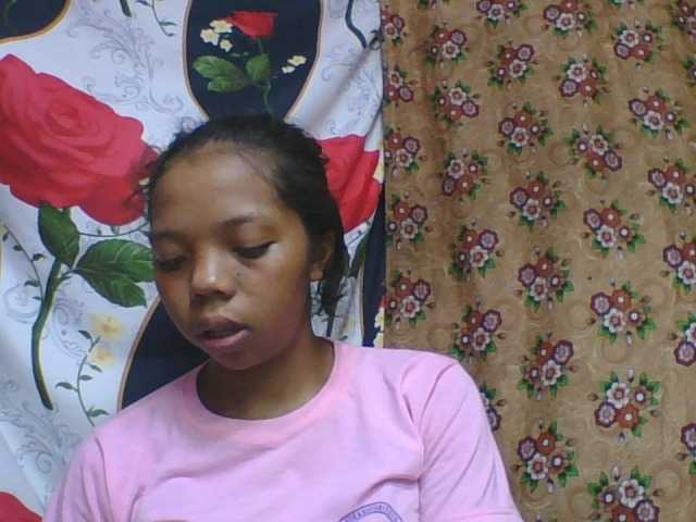 rosah1a live cam on BongaCams